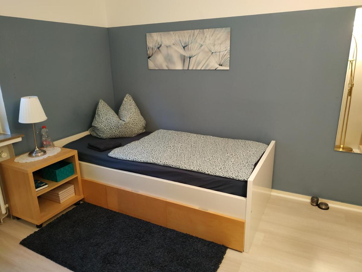 Bed & Breakfast Bonn 24 Mai Bis14 Juni Mit Hund In Der Wohnung Экстерьер фото